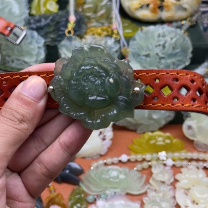 未镶嵌蛇纹石玉项链