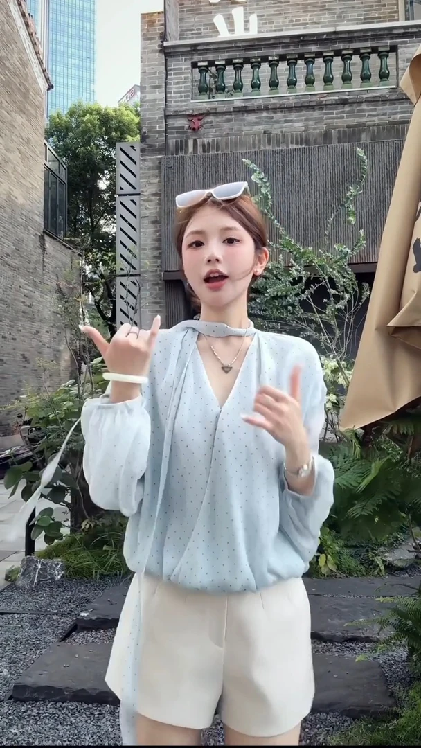 法式气质设计感波点长袖衬衣女2025夏季小众别致上衣百搭阔腿短裤