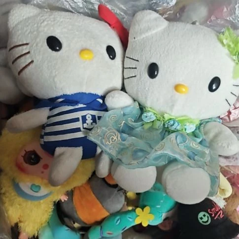 可爱中古瑕玩偶哦