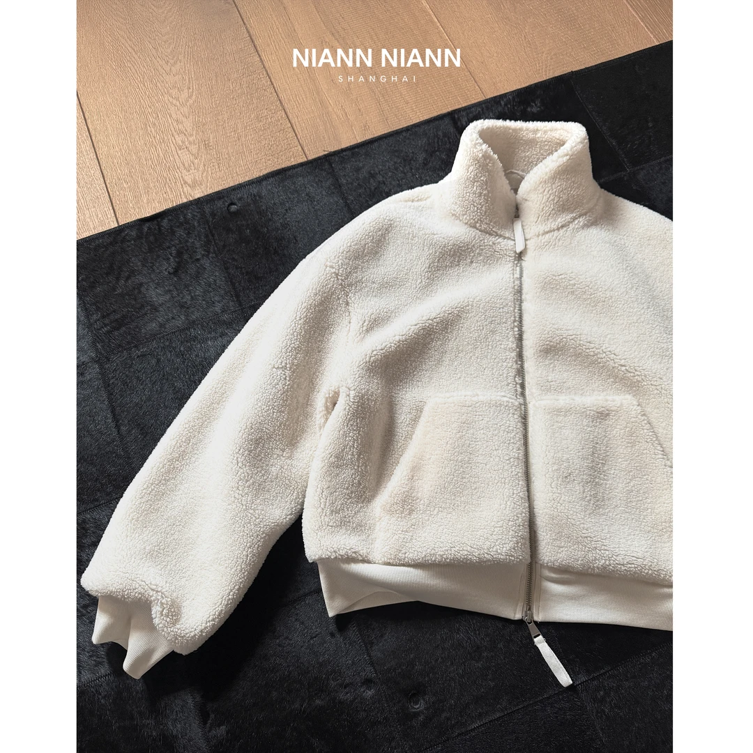 NiannNiann 新品女装高级感简约Edelweiss雪绒花保暖外套16443