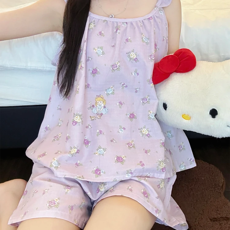 可爱公主风碎花飞飞袖吊带睡衣女款夏季设计感大码显瘦家居服套装