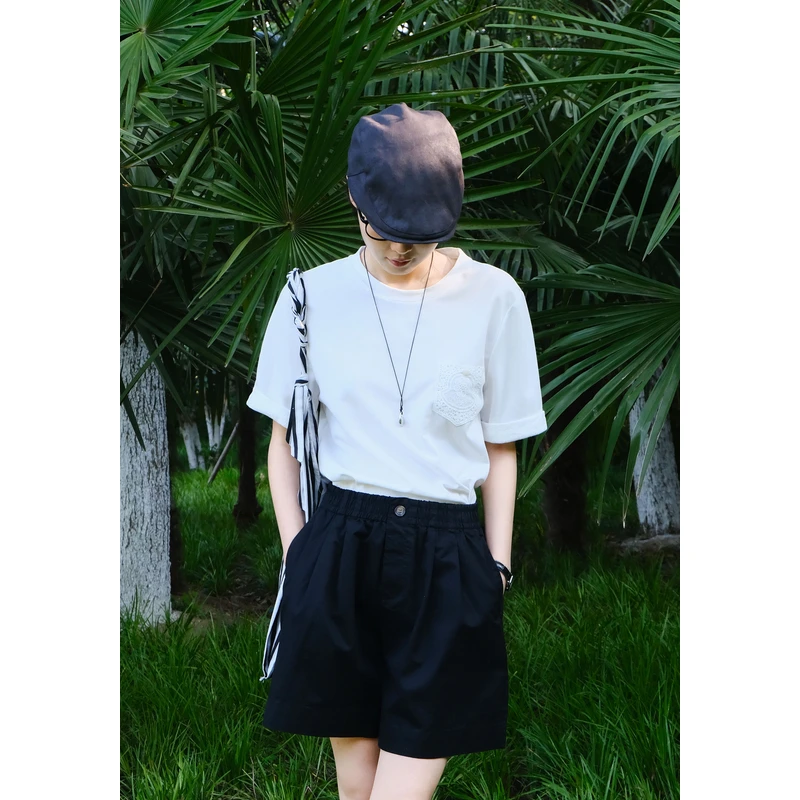 百武西“花鸟集”法式文艺圆领宽松贴布棉质亲肤吸汗短袖T恤8760