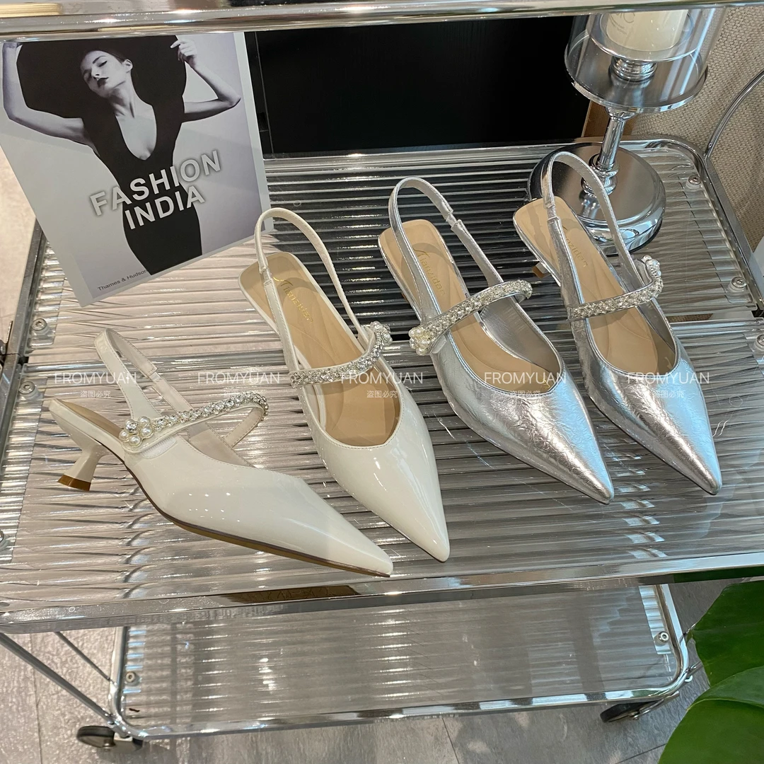 9872包头凉鞋【3cm跟】女尖头水钻时装凉鞋时装春夏半拖一字带外穿