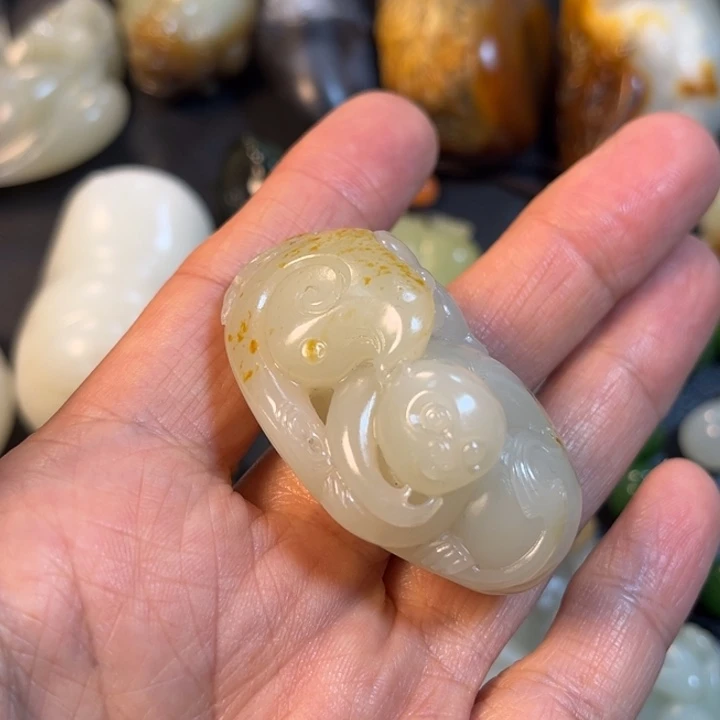 和田玉未镶嵌吊坠(不含链)