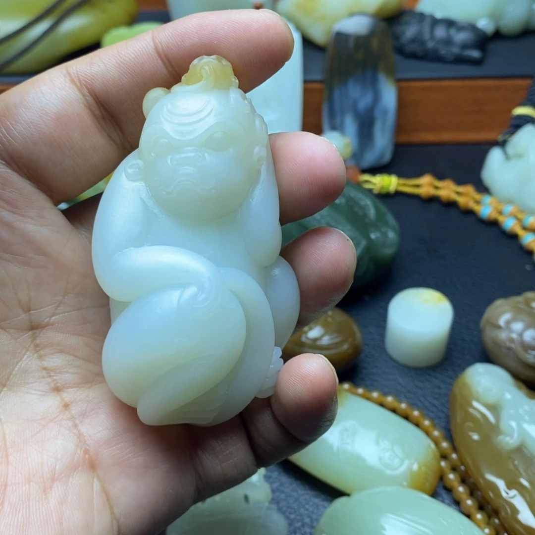事***意和田玉（糖玉）未镶嵌挂件