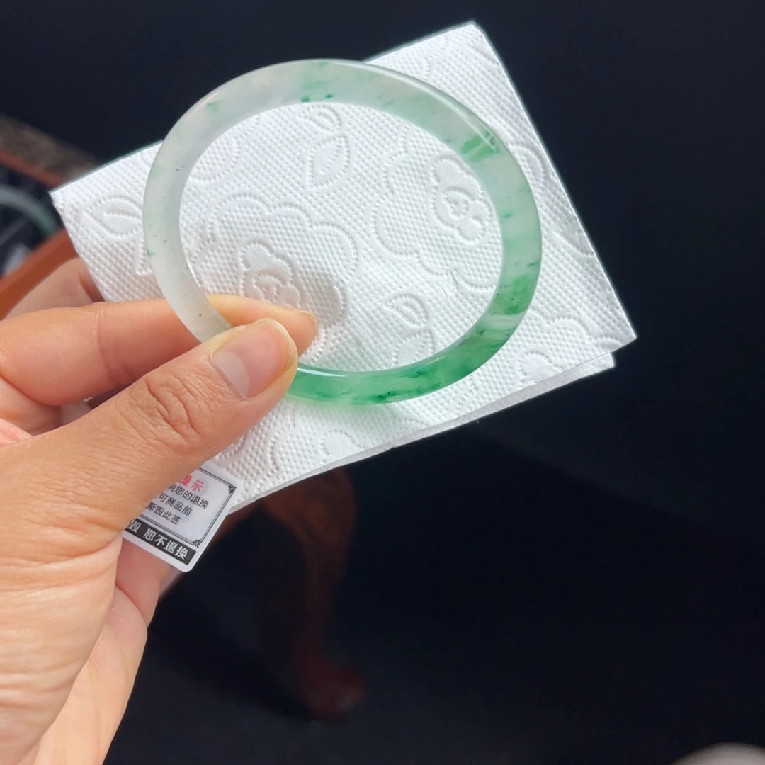 石英质玉未镶嵌手镯非洲翠5758