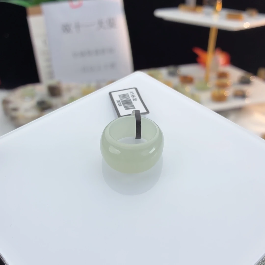 和田玉（糖玉）未镶嵌戒指Q99晴水馒头16.1不退换