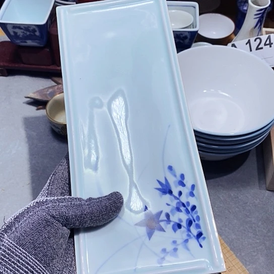 瓷片天天开心。万事顺心