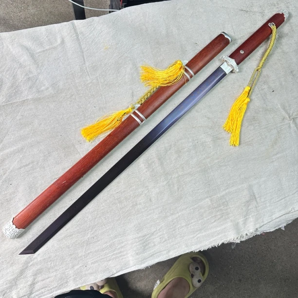 1162 龙泉昊天宝剑经典唐横刀花纹钢红木鞘未开刃