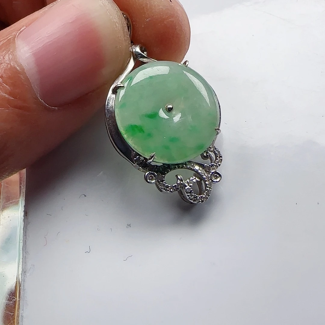 定制翡翠未镶嵌翡翠