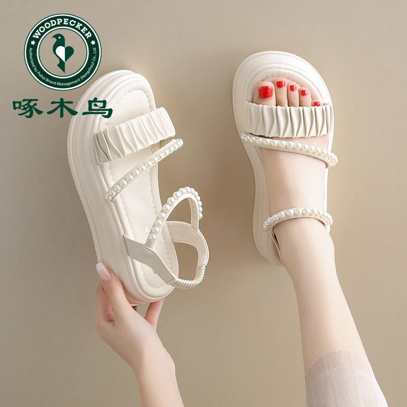 啄木鸟绝美凉鞋女配裙子2025新款夏珍珠踩屎感仙女风沙滩罗马凉鞋