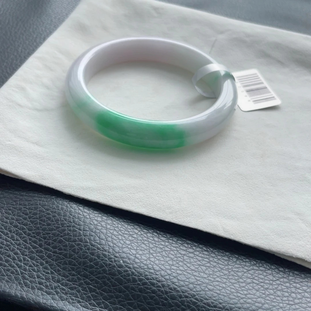 翡翠未镶嵌手镯纹62