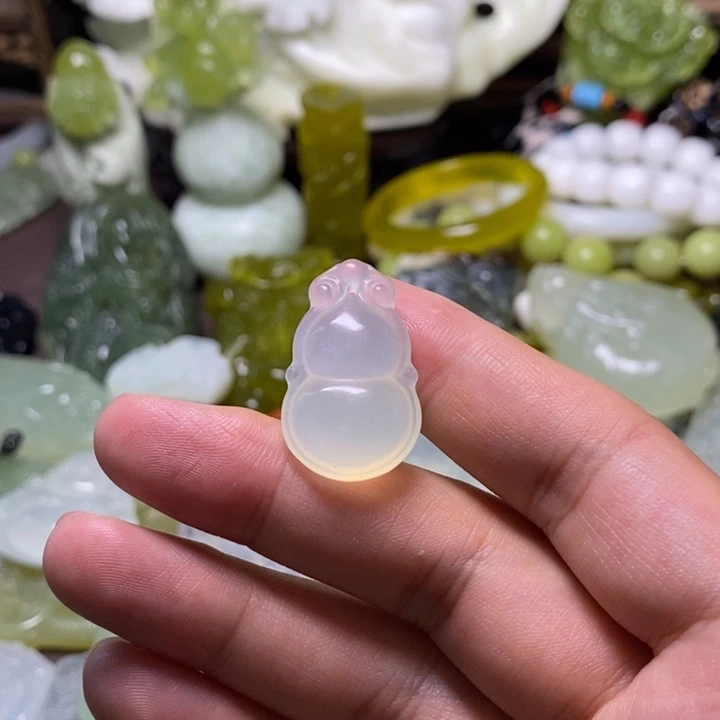 岫玉未镶嵌岫玉颈饰