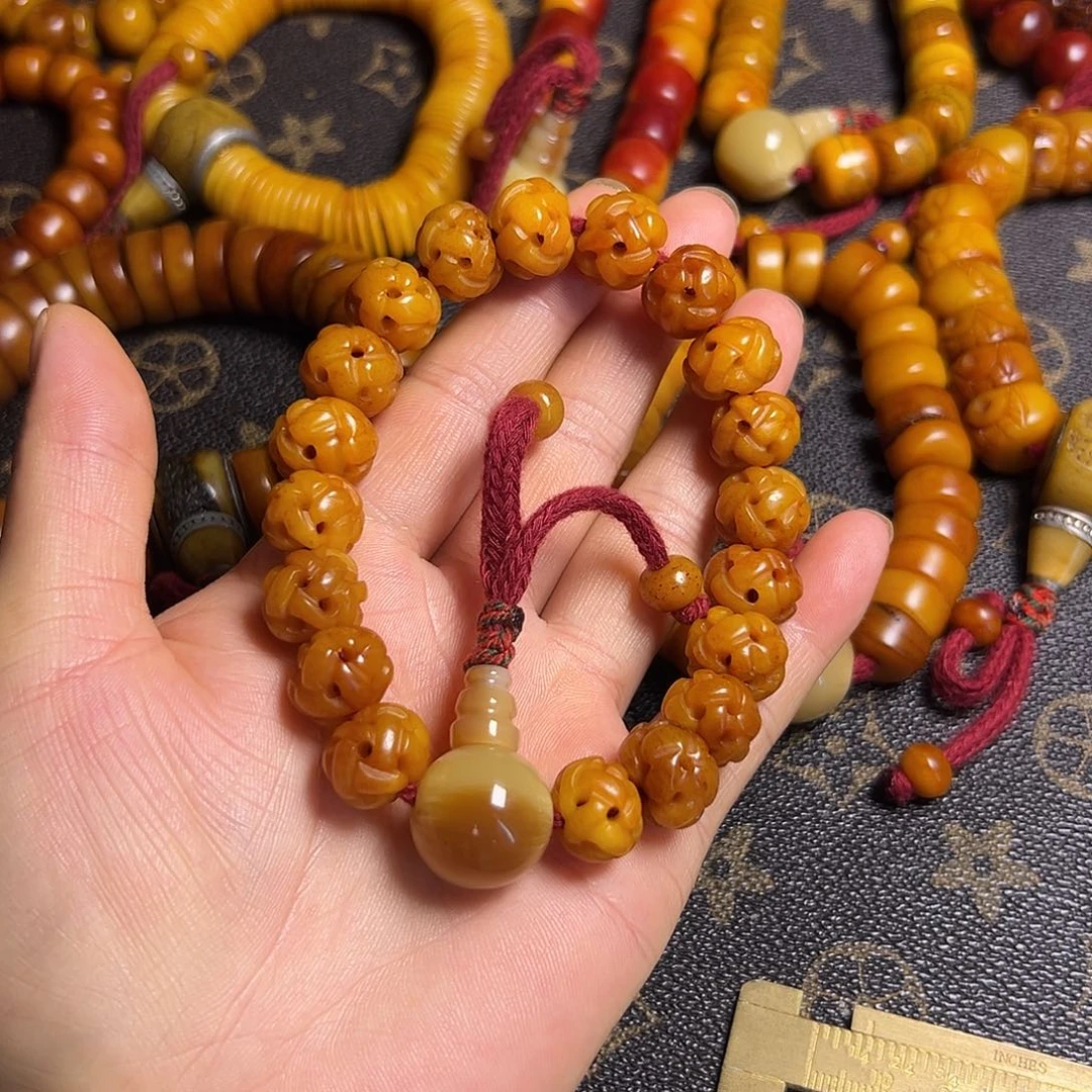 香榧木藏区手串牛骨