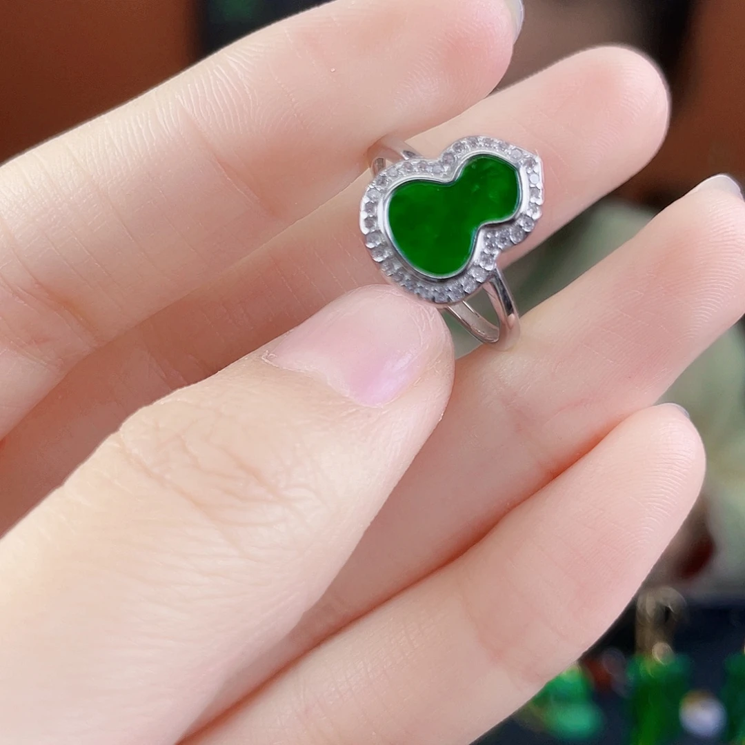 翡翠银S925镶嵌耳饰