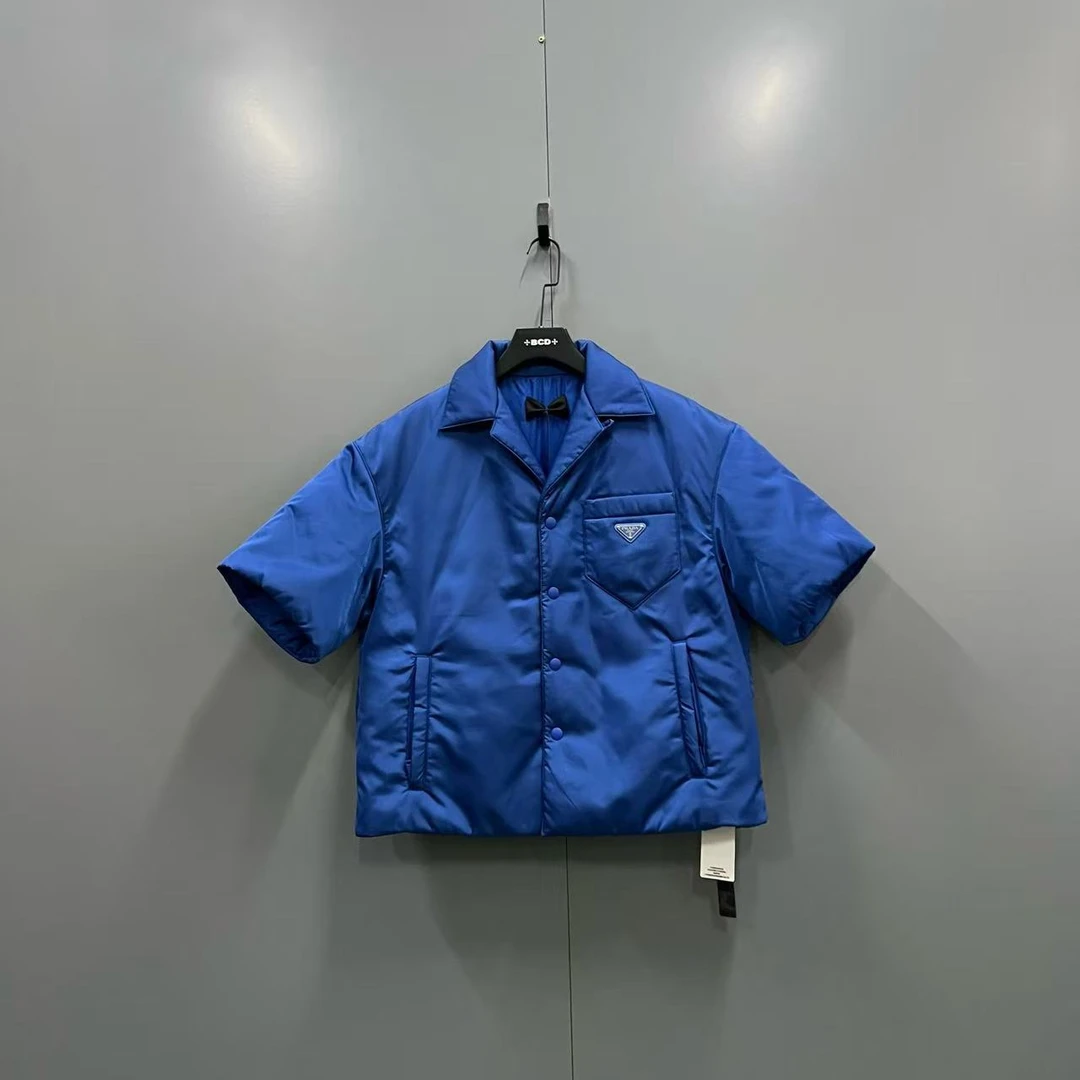 未使用 Prada/普拉达 蓝色三角标短袖外套 M码/全新18000/C017981