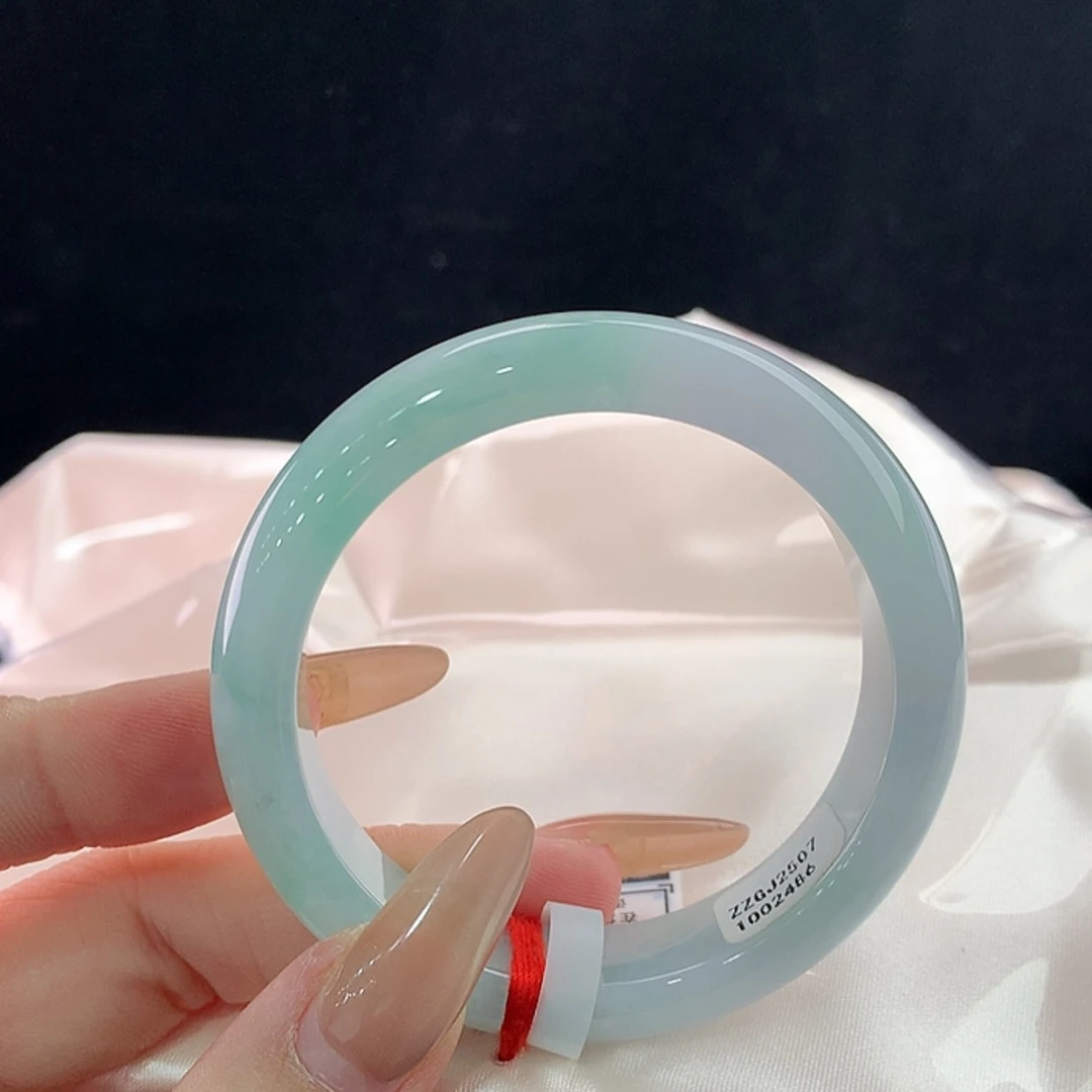 【闪购商品】未镶嵌手镯翡翠52/53