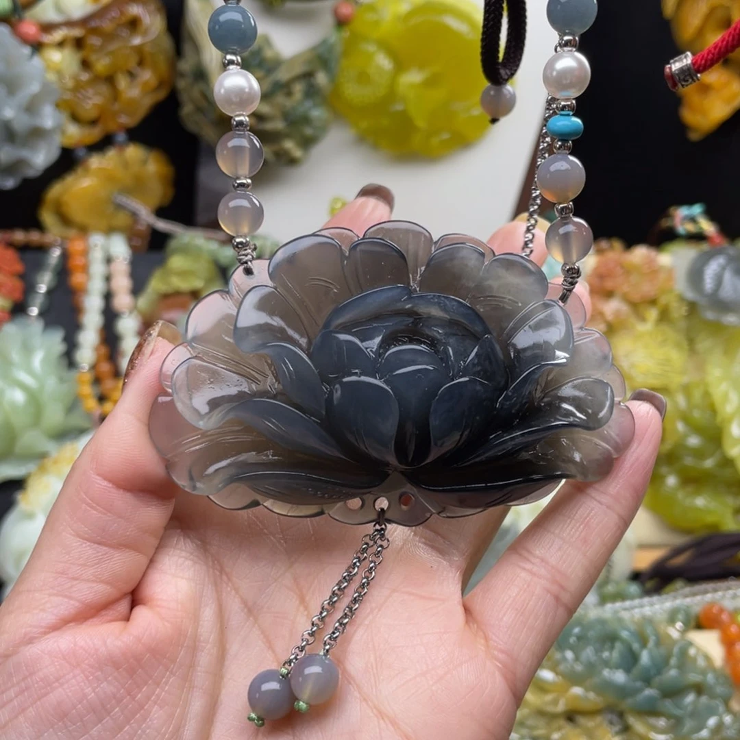 未镶嵌蛇纹石玉颈饰