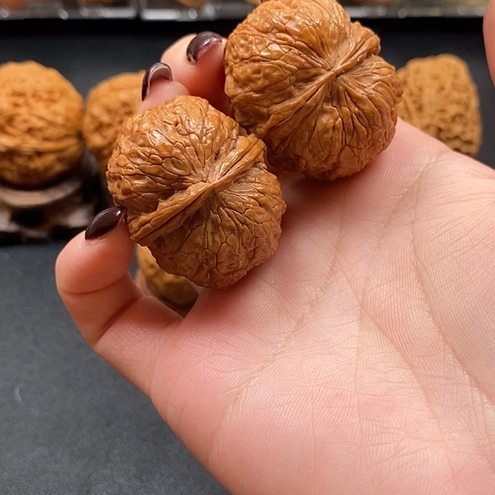 文玩核桃吊坠铁皮哈摸头