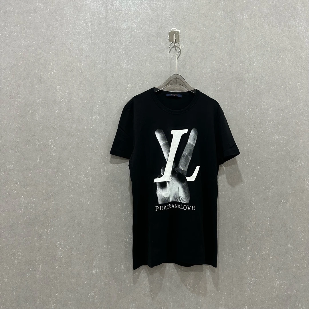 99新 LouisVuitton/路易威登 纯色图案印花圆领短袖 S码SL003684