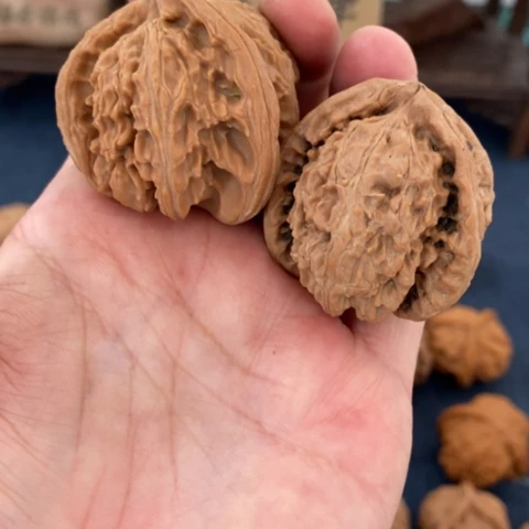 •***朵文玩核桃吊坠核桃