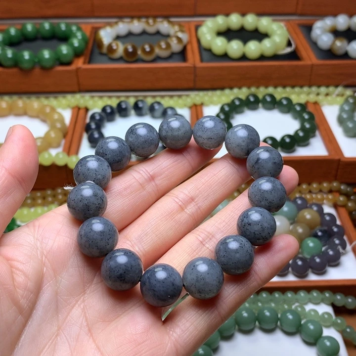 和田玉手串未镶嵌