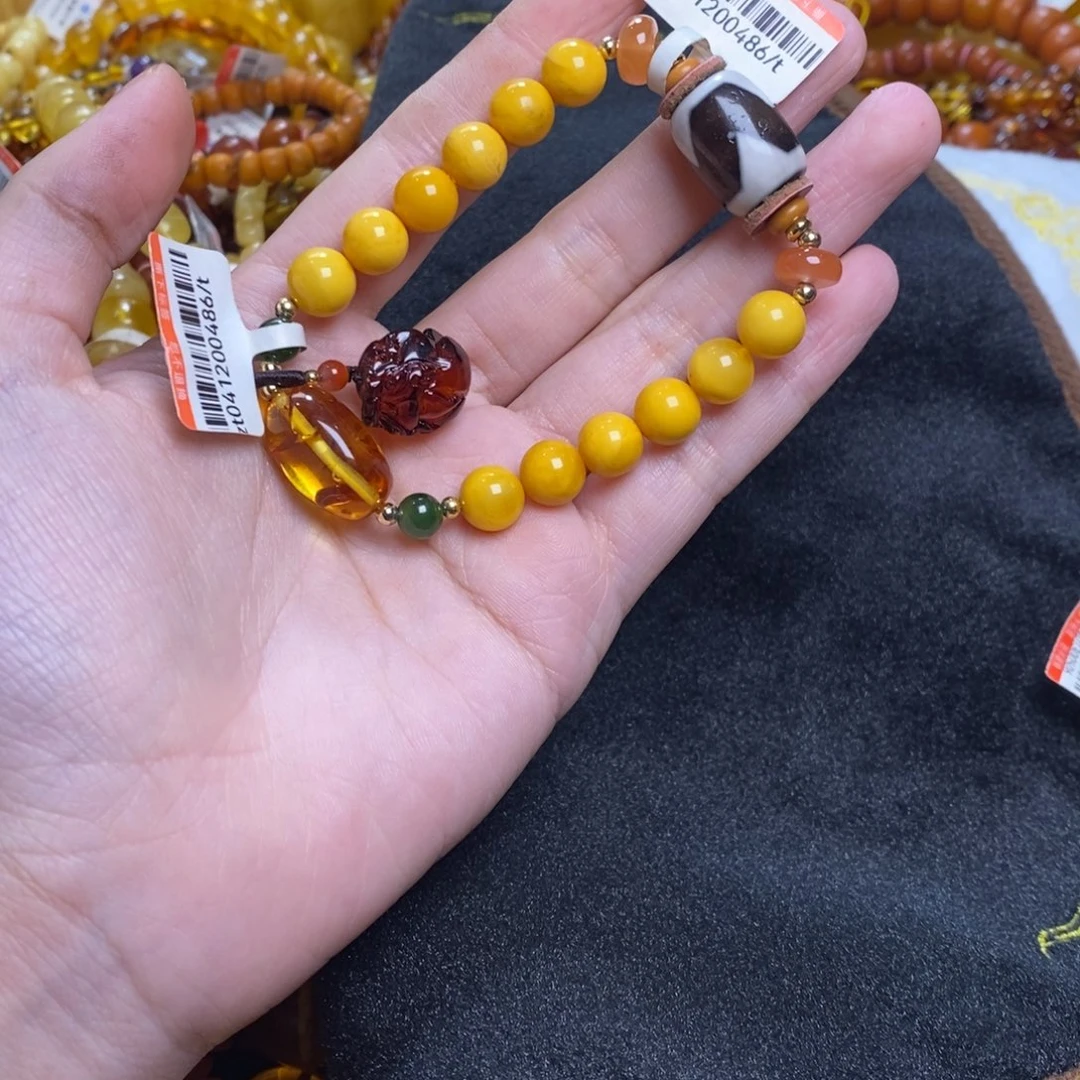 琥珀未镶嵌珠宝奇石