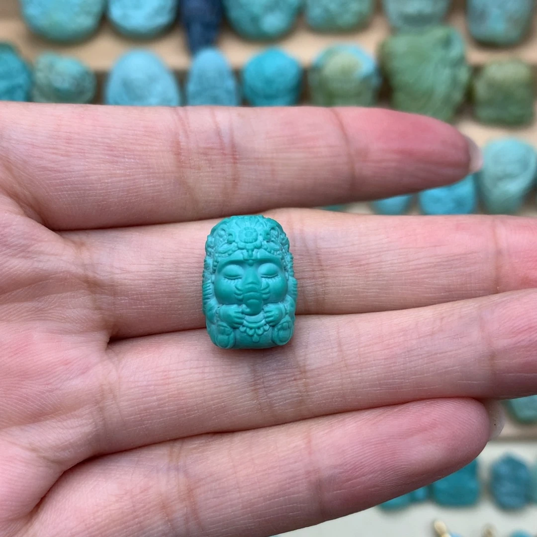 未镶嵌绿松石珠宝奇石