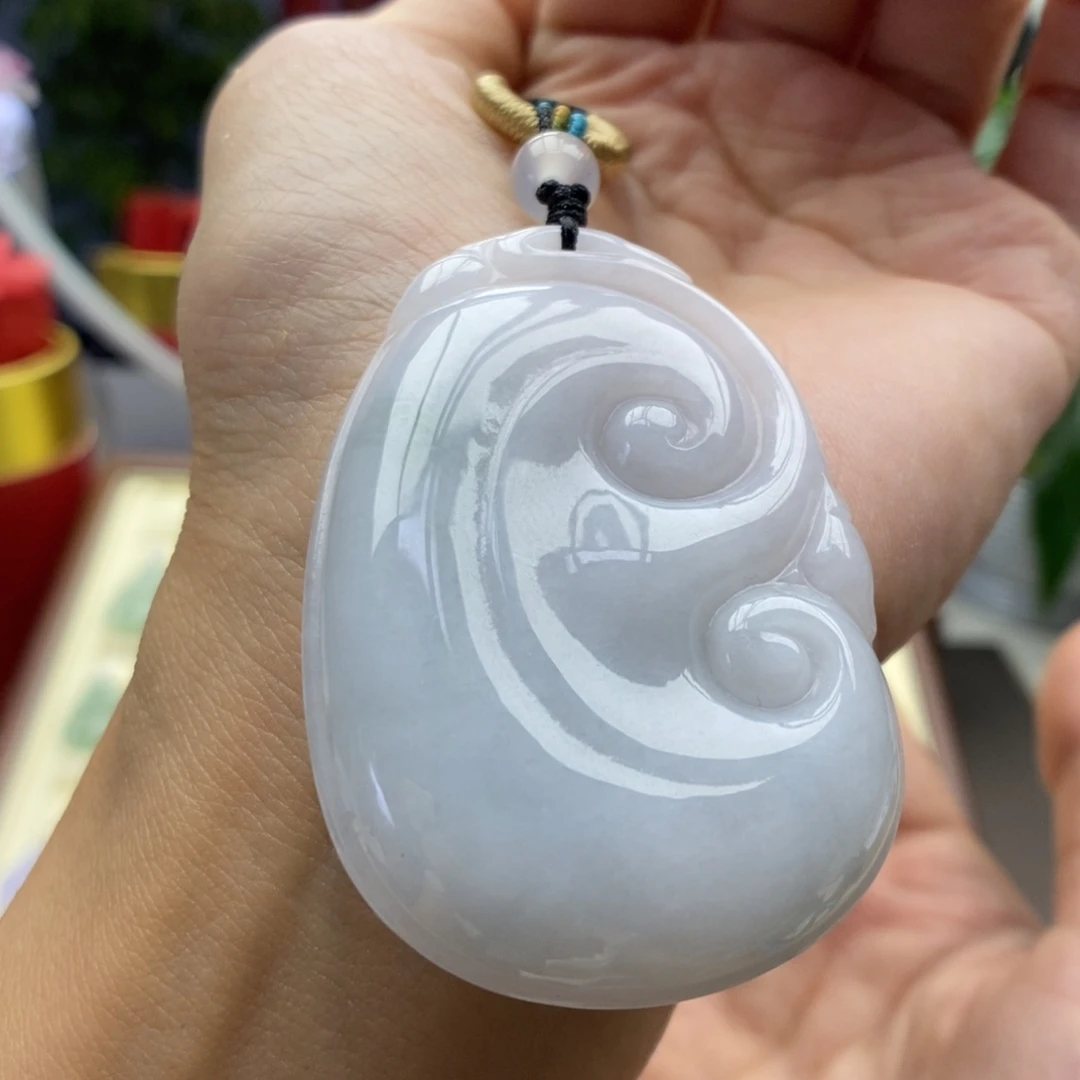 翡翠未镶嵌颈饰吊坠
