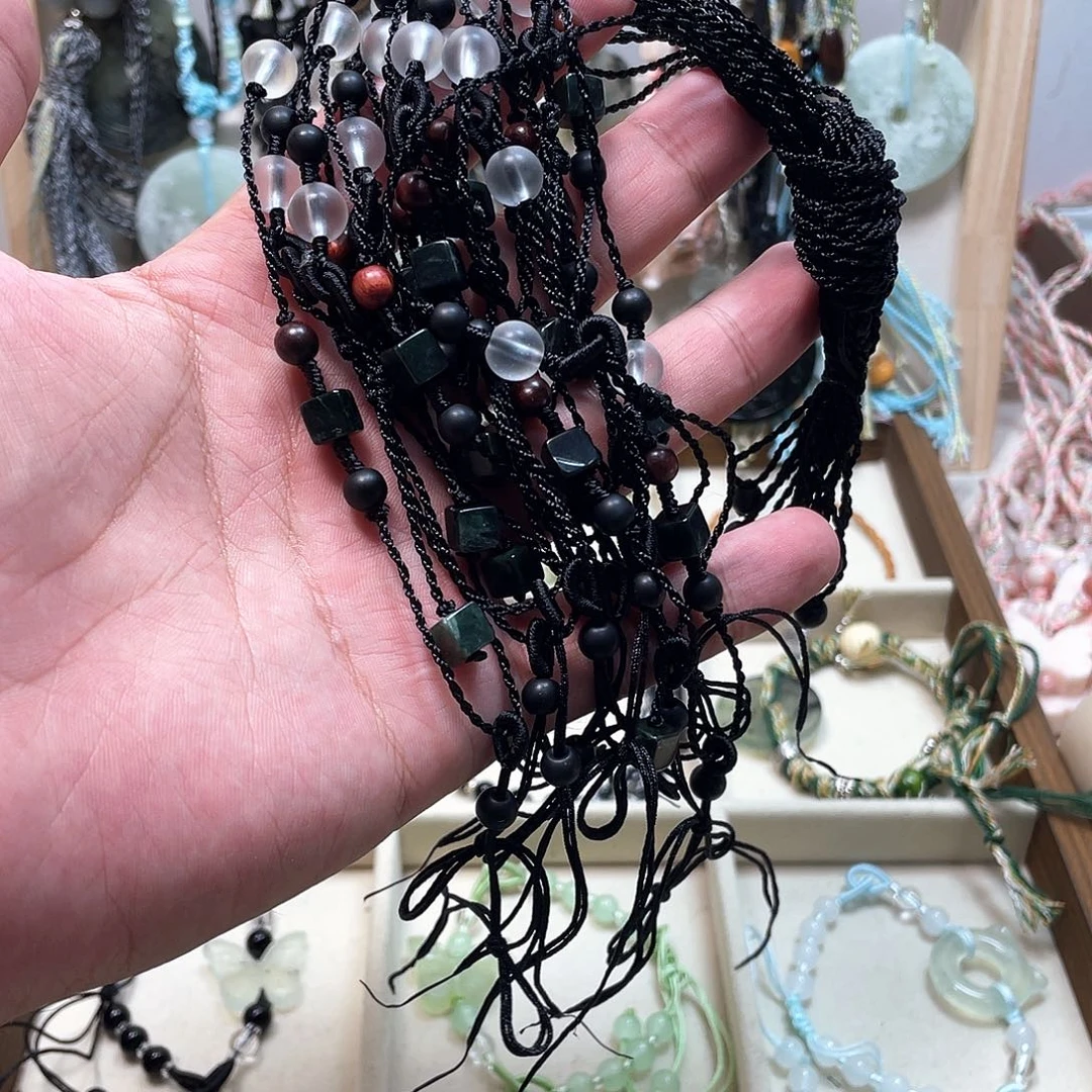 蛇纹石玉合金颈饰