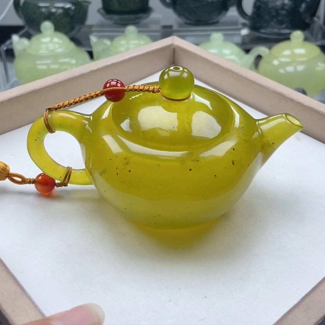 蛇纹石玉未镶嵌壶微 瑕