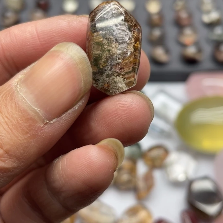 纯天然幽灵碧玺（处理）