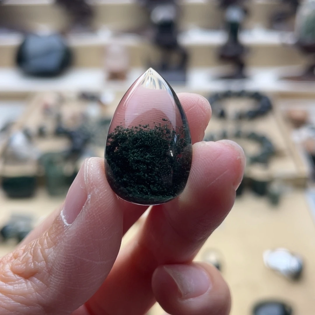 颈饰水晶未镶嵌绿幽灵吊坠