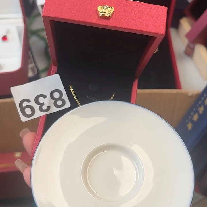 1111100000。         东**尊