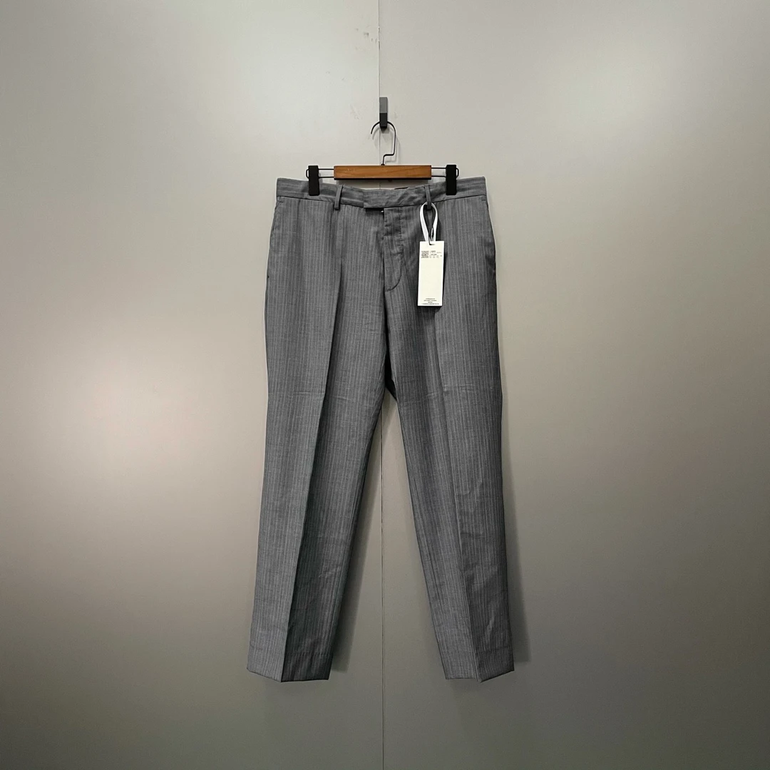 95新 LouisVuitton/路易威登 （ll） lv 灰色条纹西裤 52码