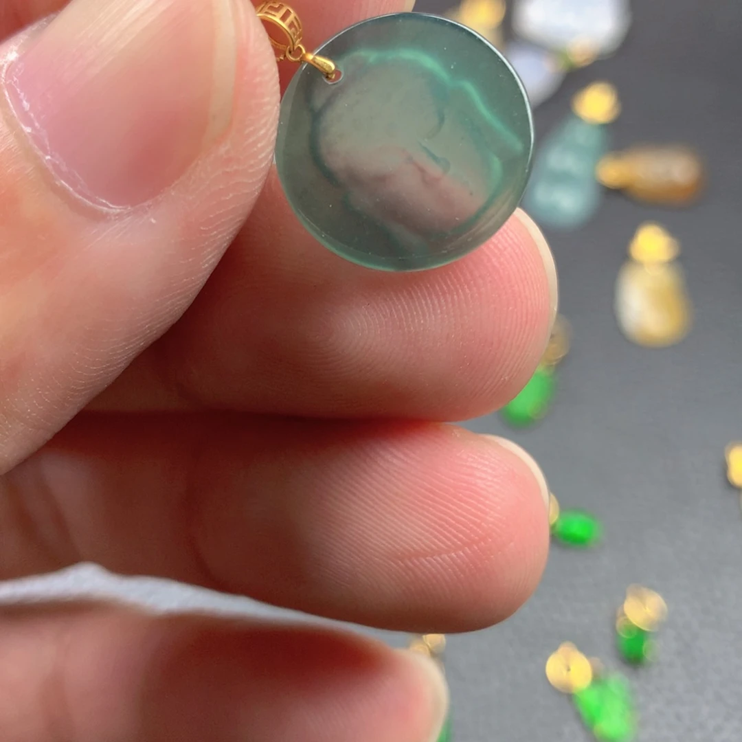 【闪购商品】颈饰18K金镶嵌翡翠翡翠