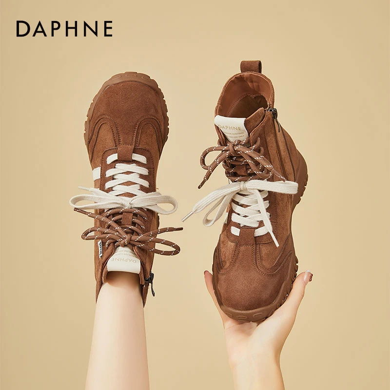 达芙妮马丁靴女2025新款秋季拳击短靴复古显瘦美拉德登山靴德训鞋