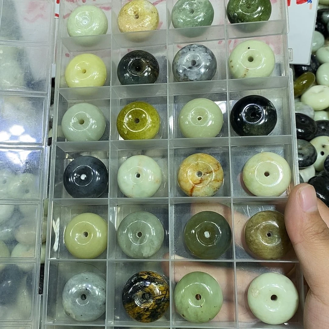 合金蛇纹石玉颈饰336