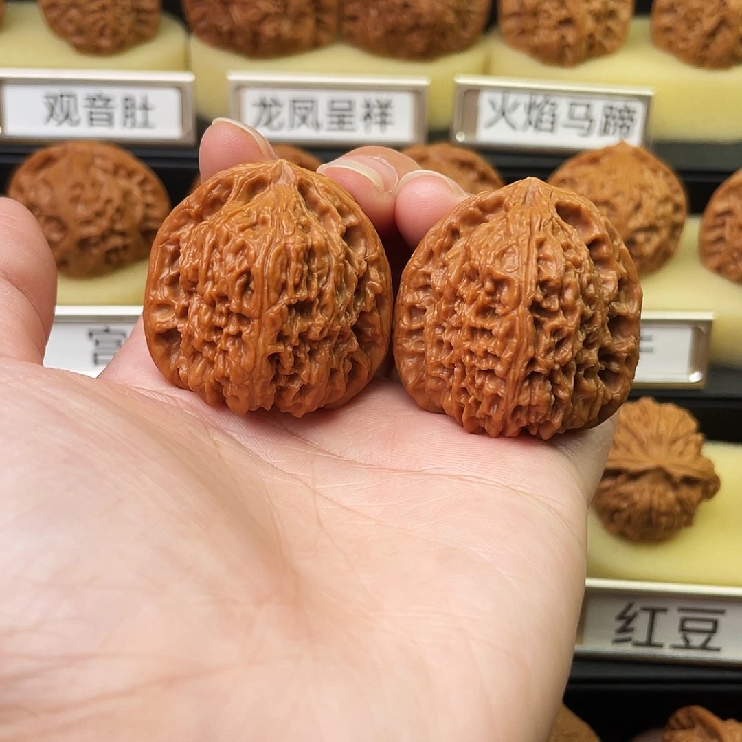 文玩核桃吊坠南疆37尺968