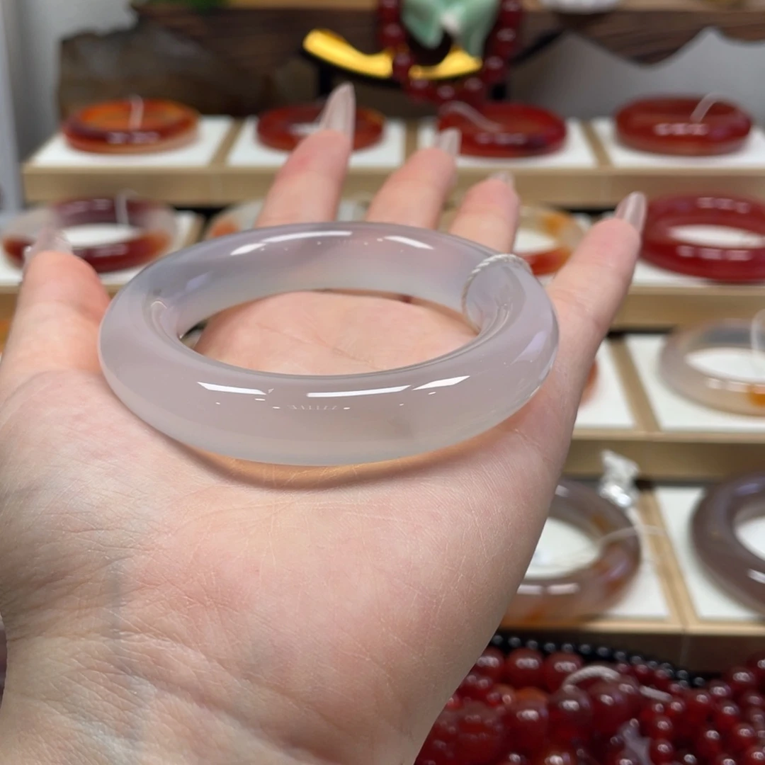 玛瑙/玉髓未镶嵌手镯