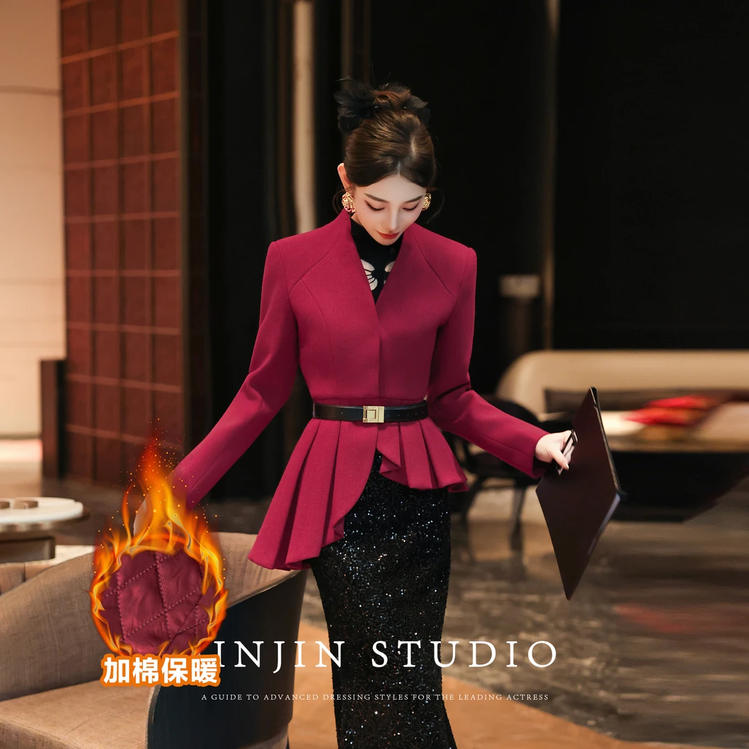 MD进进原创【都市瑰调】2025冬季加棉气质毛呢短款小香风不规则外套