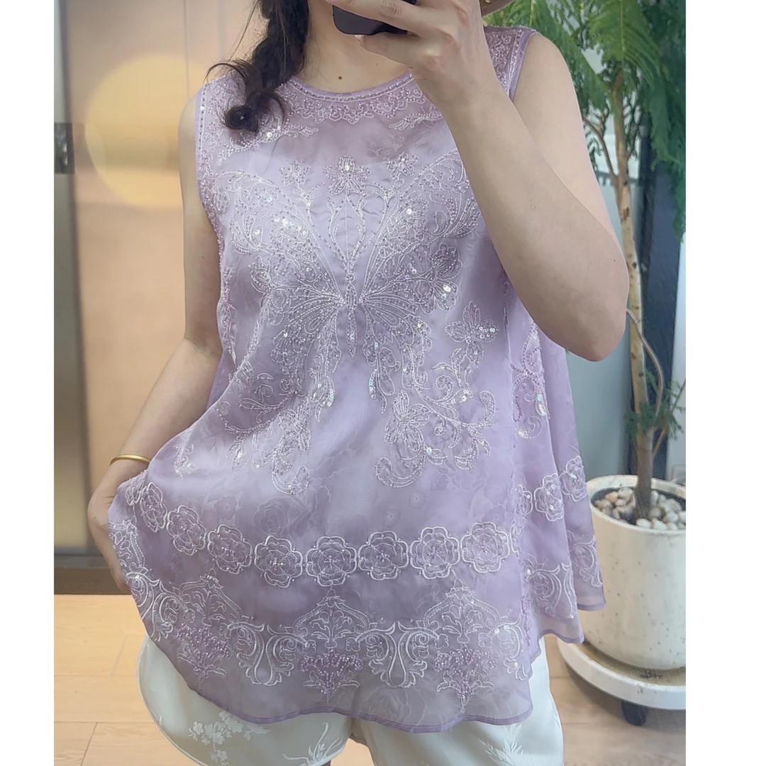 【千寻】重工钉珠娃娃型上衣