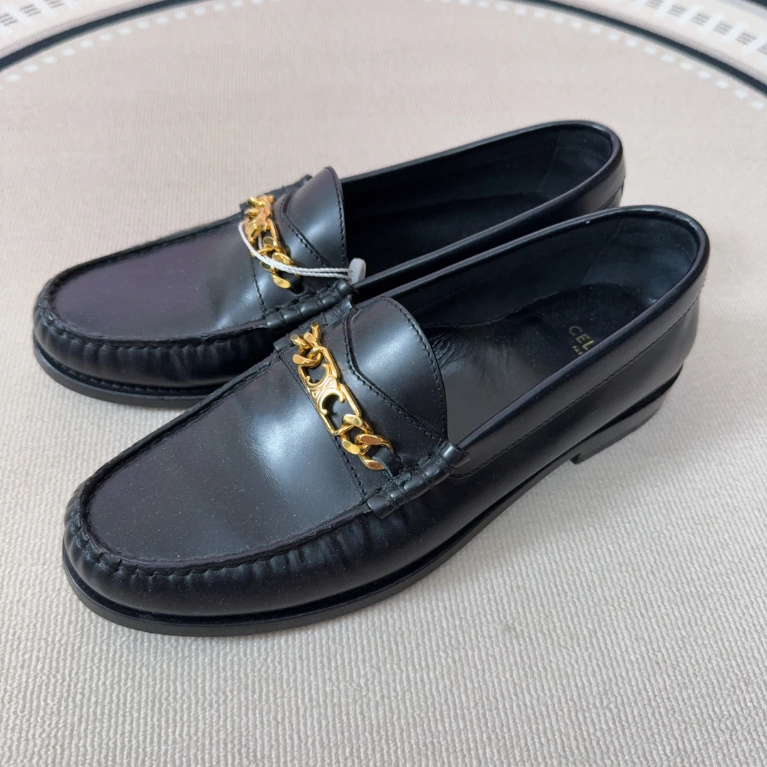 95新 Celine/思琳 麦殿/短跟皮鞋37码黑色/250413LCCZY06