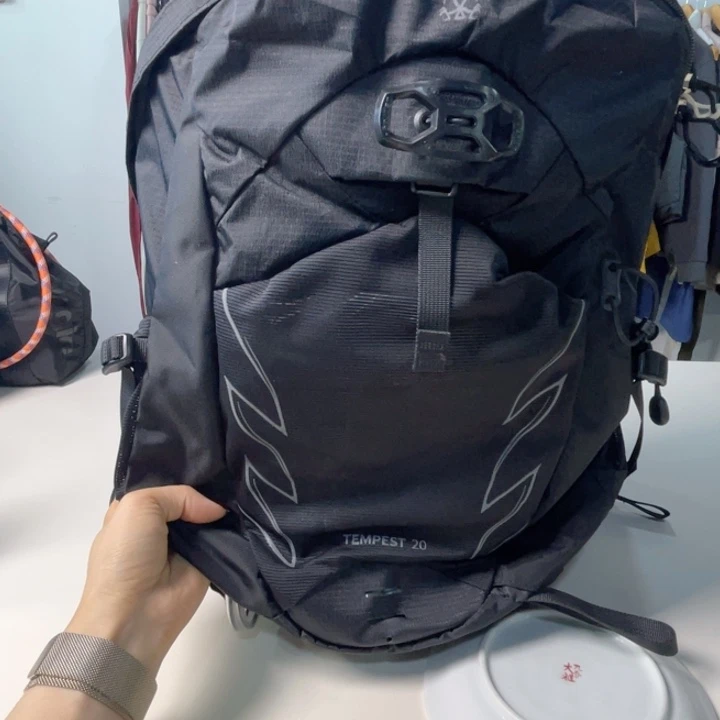 瓷片20升。。。。。。。。。。。。。