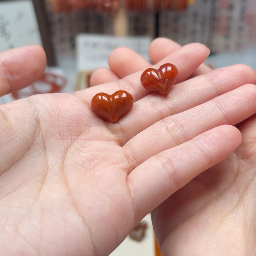吊坠(不含链)未镶嵌南红玛瑙微瑕