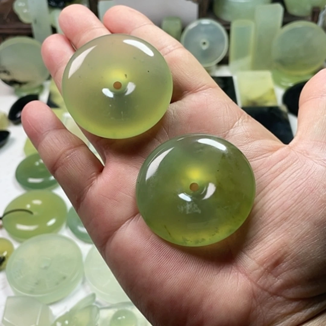 【闪购商品】未镶嵌岫玉挂件宝**姥