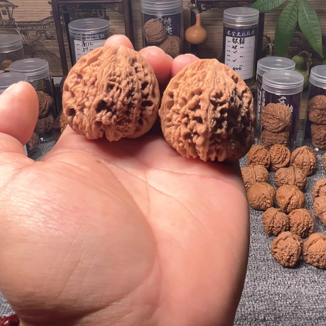 文玩核桃把件南疆天残脚