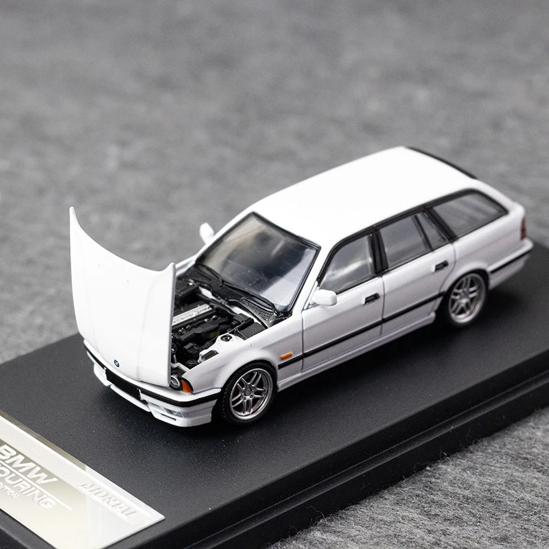 Mortal 1:64合金车模 白色 5系第3代Mk3 E34 瓦罐旅行版Wagon