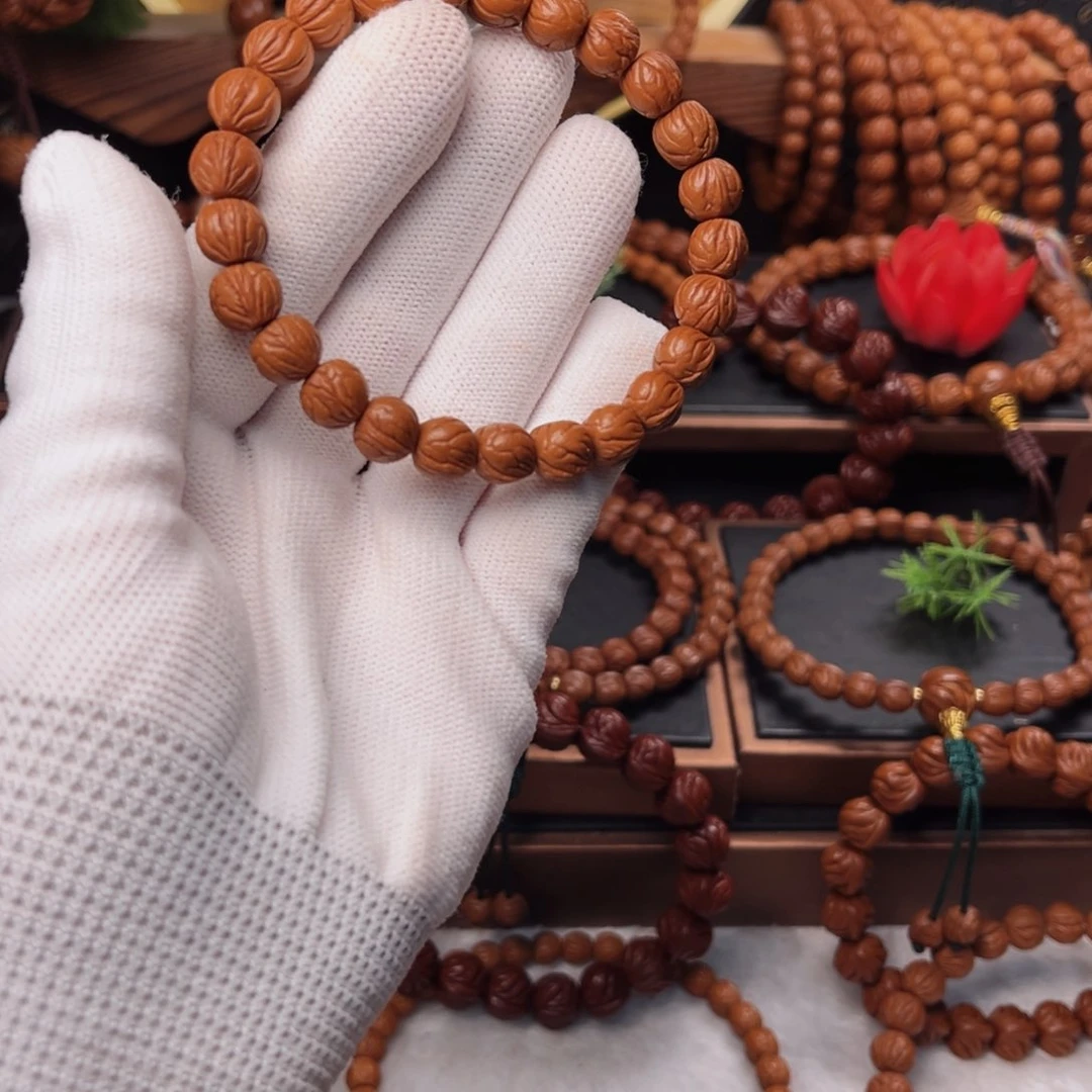 吊坠桃核洛*可09玉龙脊手串