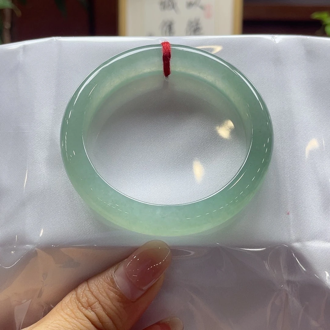 翡翠未镶嵌手镯18 号链接